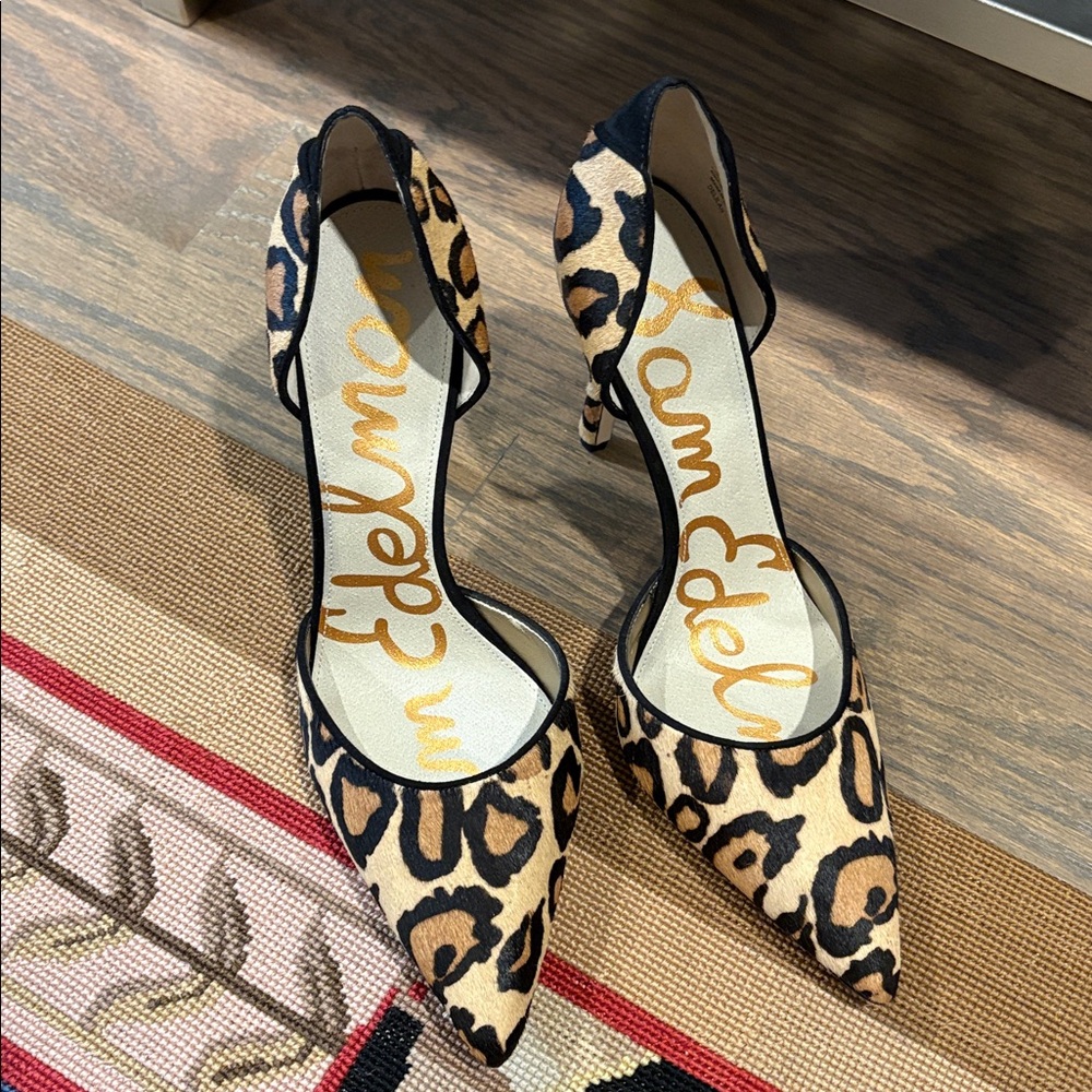 Sam Edelman Delilah Animal Print Pointed Heels. Size 9.5